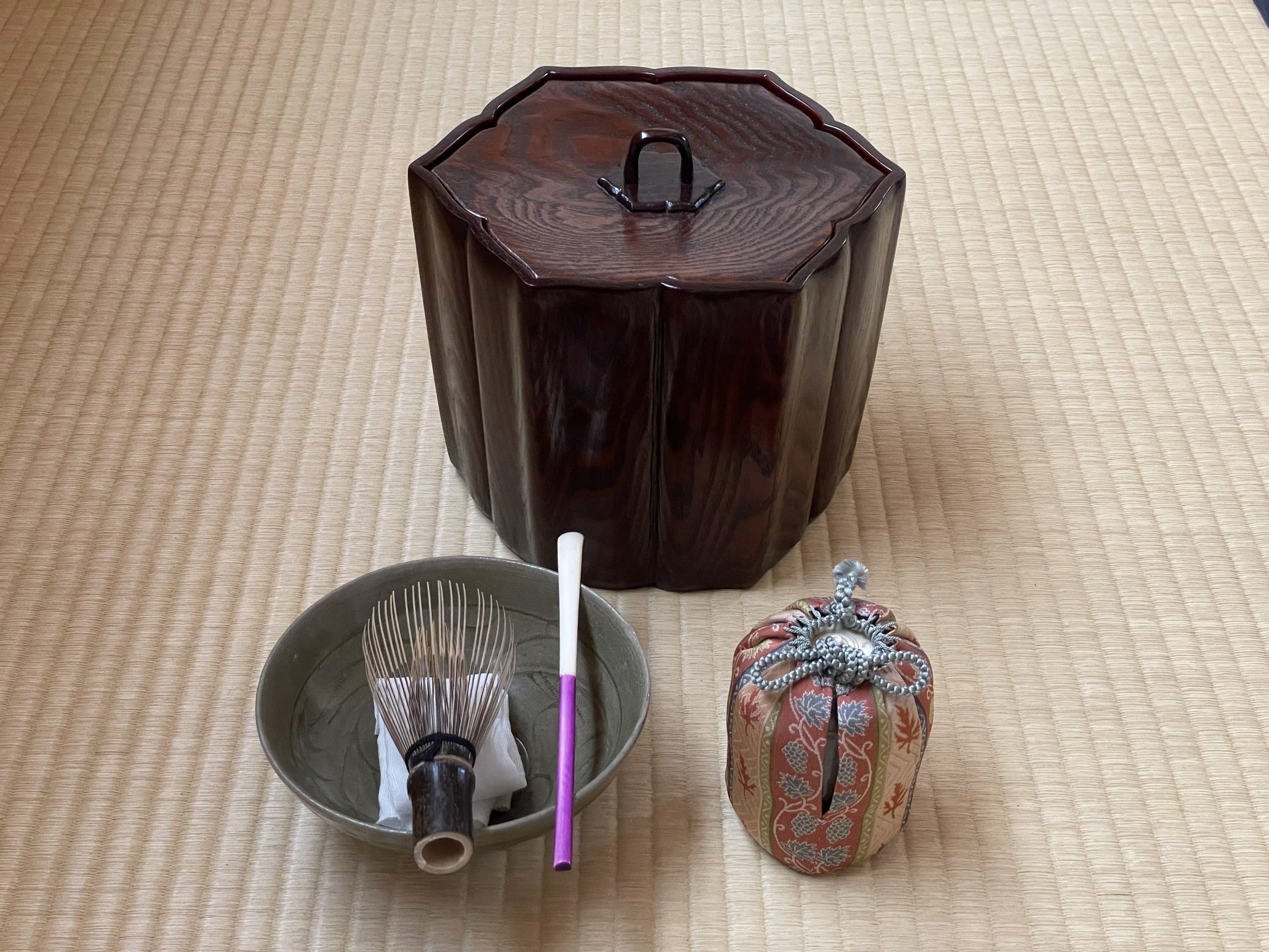 川﨑鳳嶽先生顕彰茶会(濃茶・薄茶・茶懐石)について